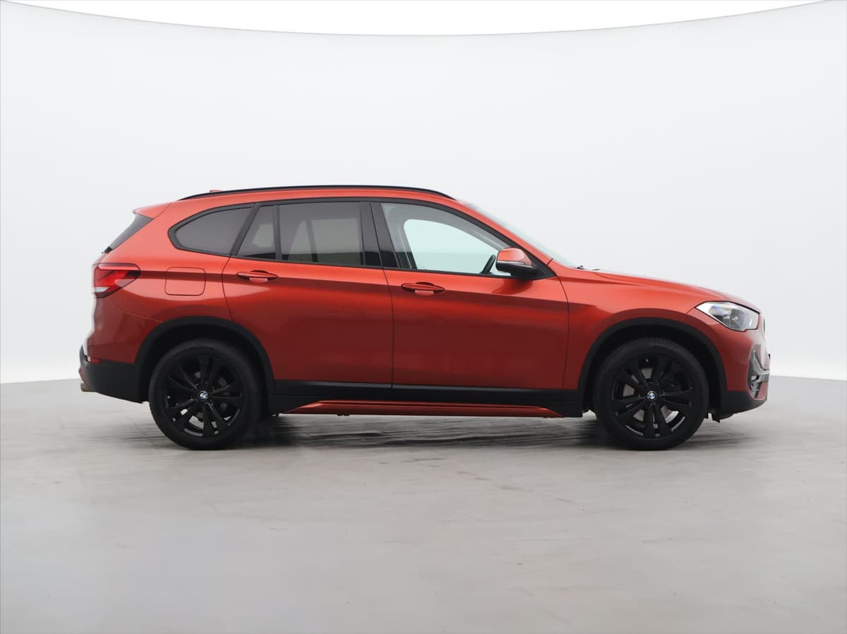 BMW X1 - Náhled 8