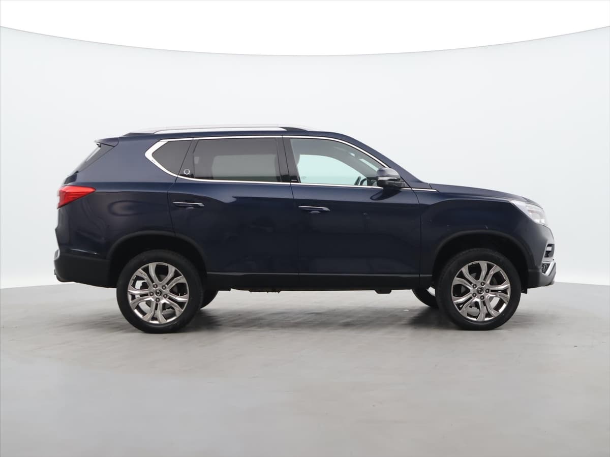 SsangYong Rexton - Náhled 8