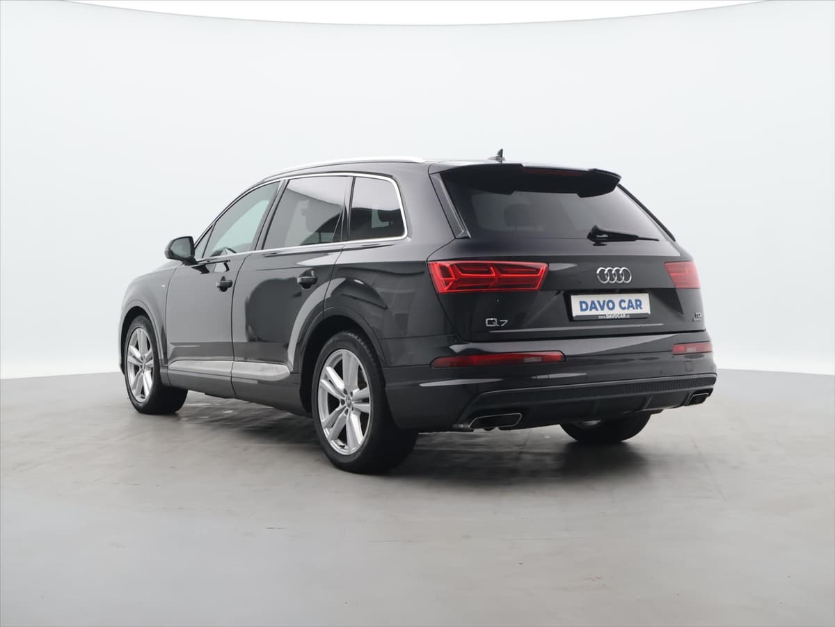Audi Q7 - Náhled 5