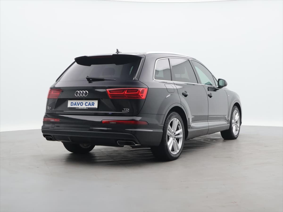 Audi Q7 - Náhled 7