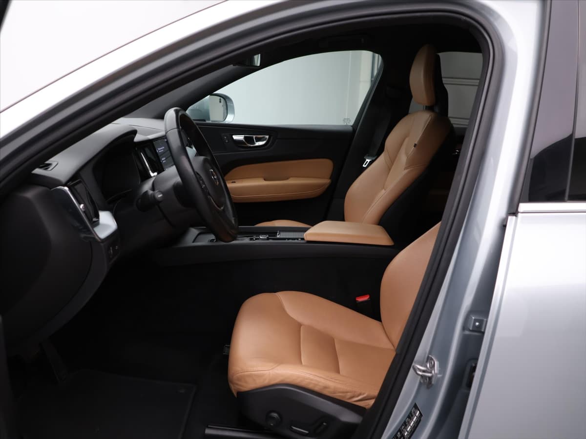 Volvo XC60 - Náhled 6