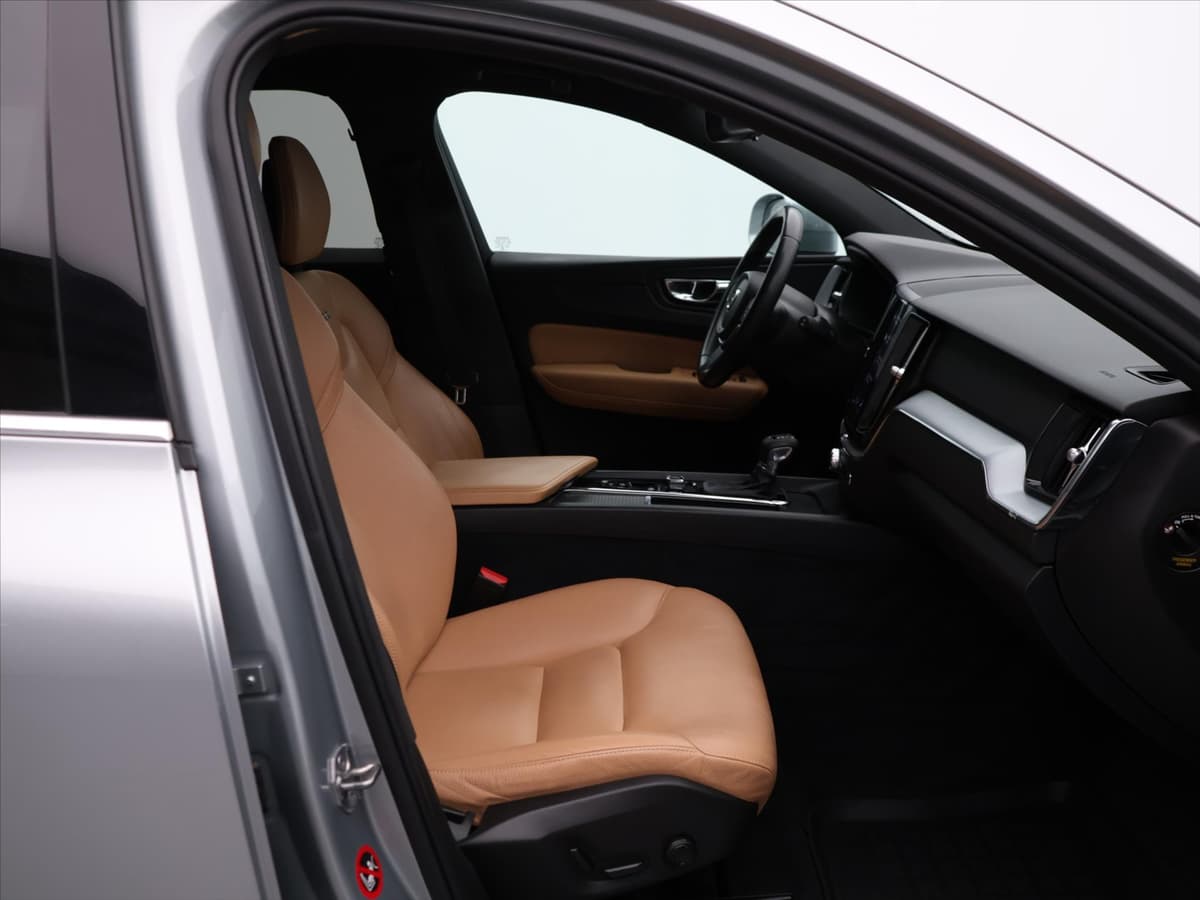 Volvo XC60 - Náhled 7