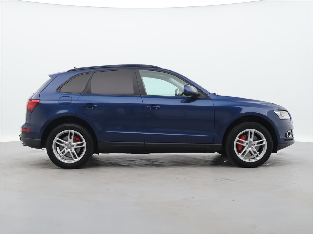 Audi Q5 - Náhled 8