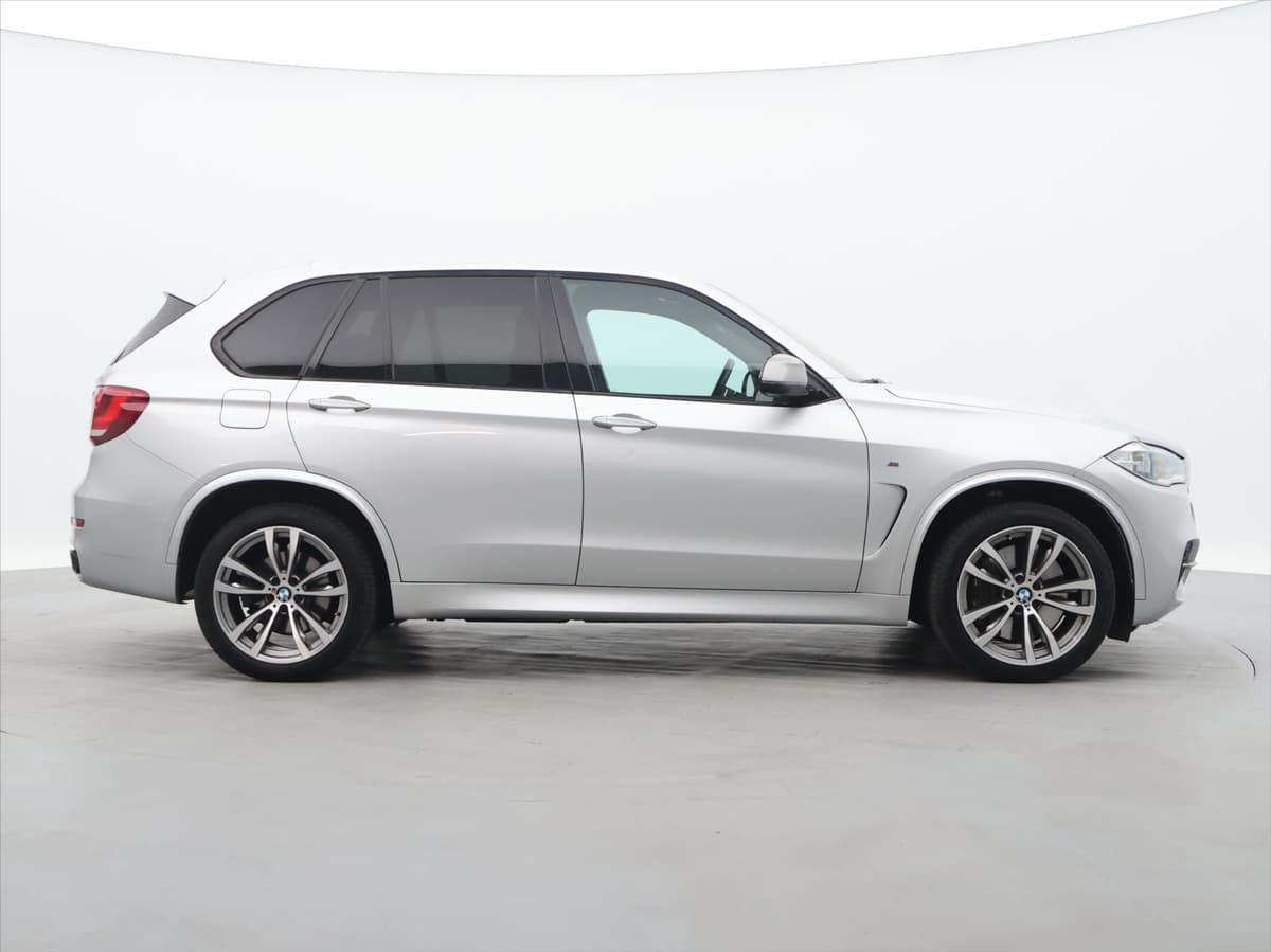 BMW X5 - Náhled 8