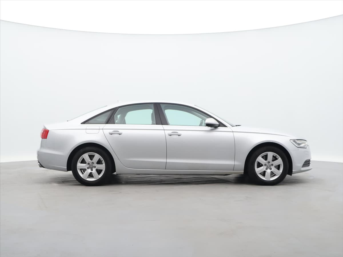 Audi A6 - Náhled 8
