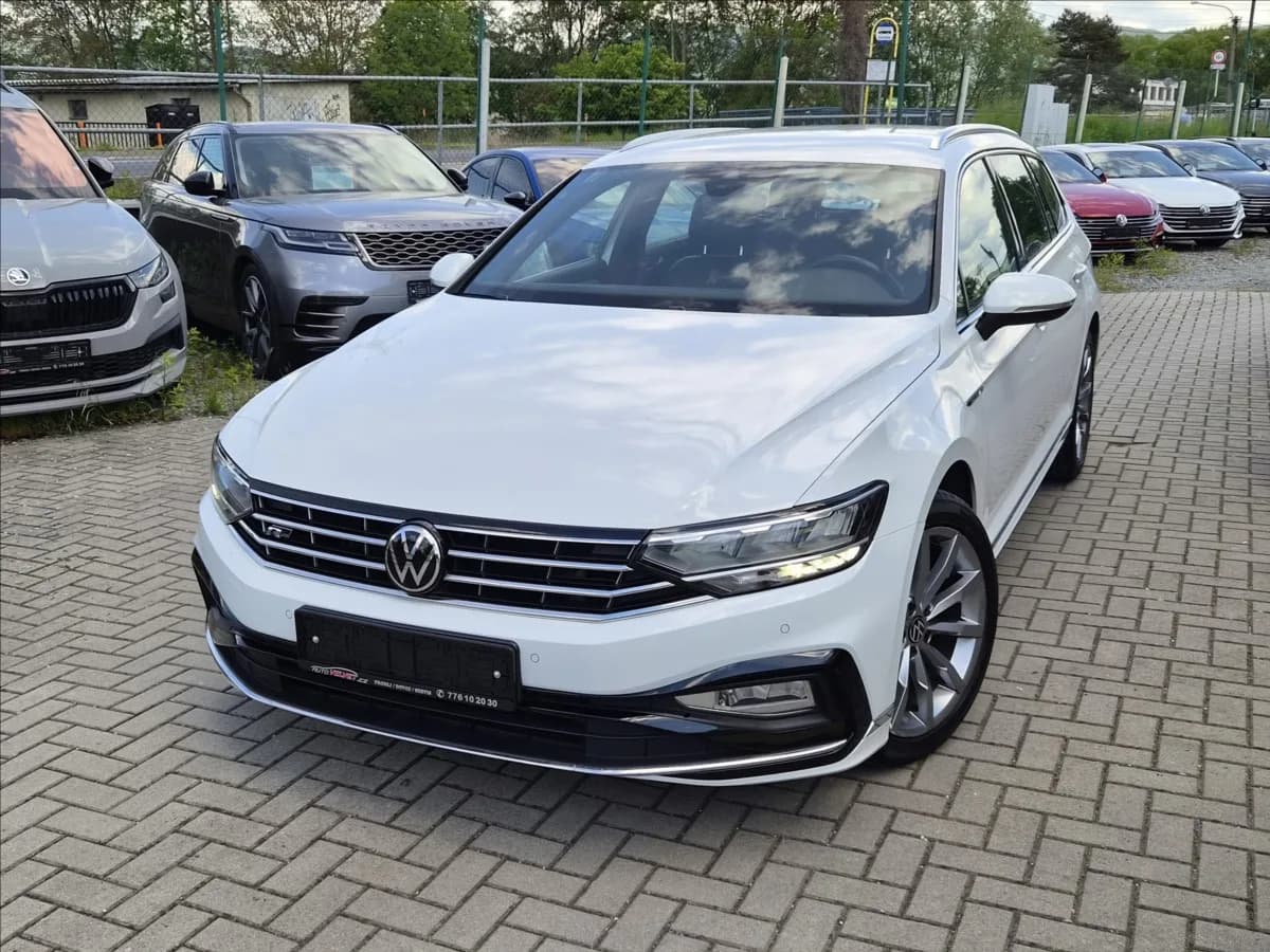 Volkswagen Passat - Obrázek 1