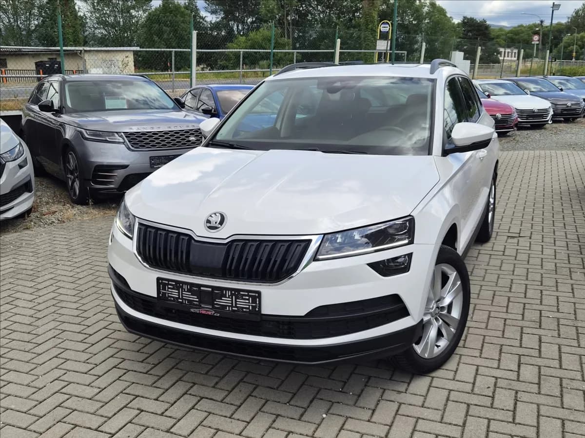 Škoda Karoq 2,0 TDi 4x4 STYLE * VIRTUAL*TAŽNÉ*, 2019
