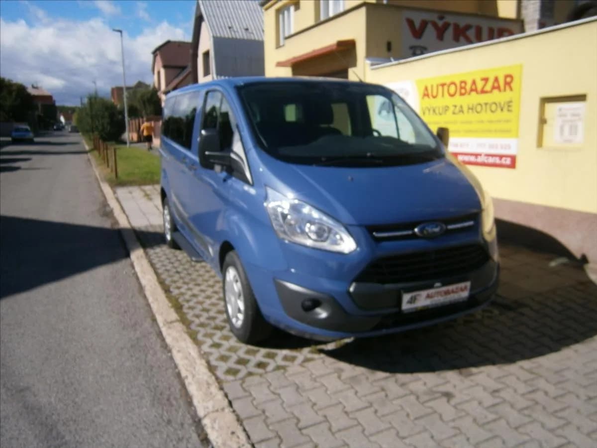 Ford Tourneo Custom - Obrázek 1