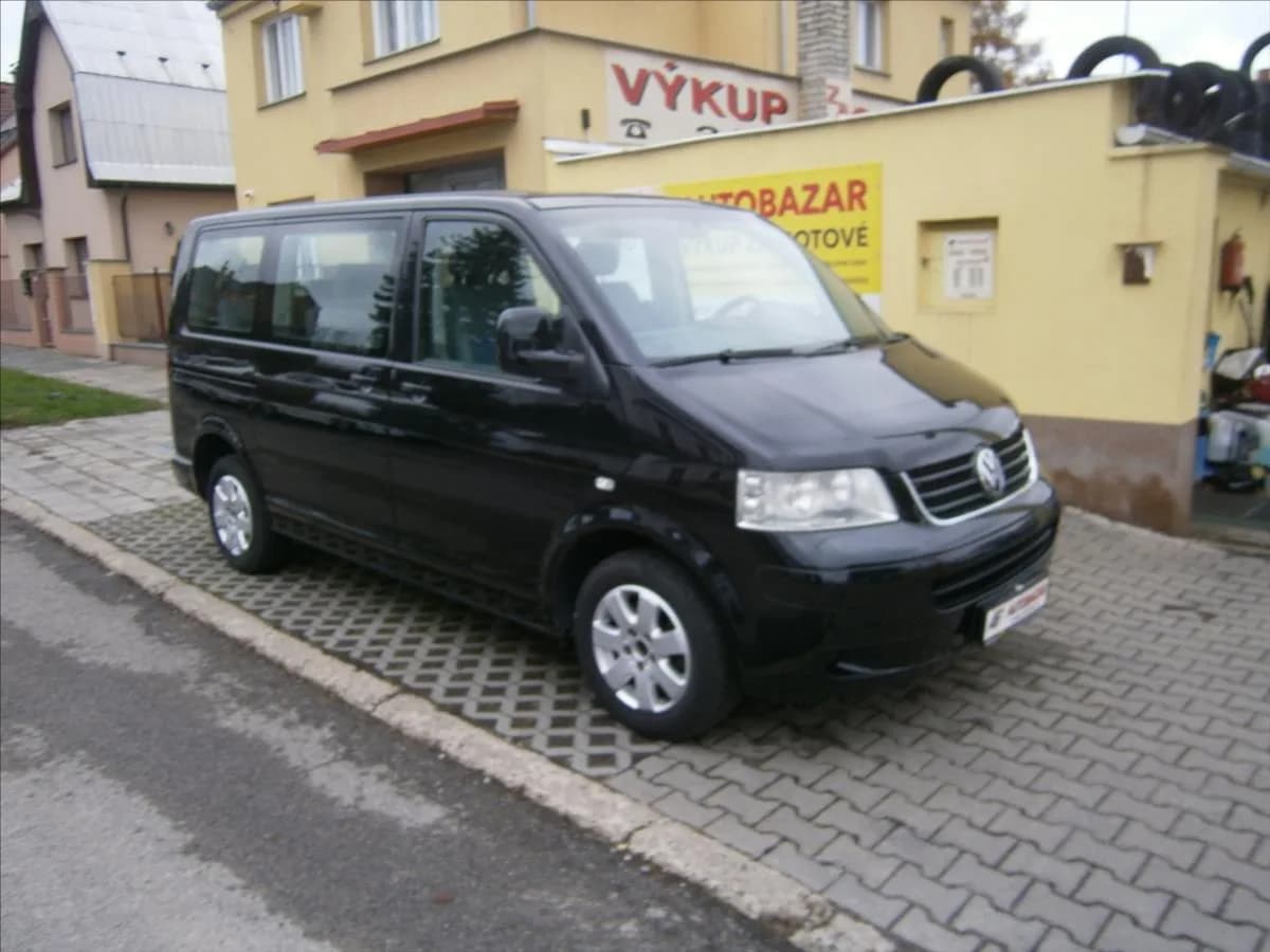 Volkswagen Multivan 1,9 TDI 77KW 7 MÍST BEZ KOROZE, 2004