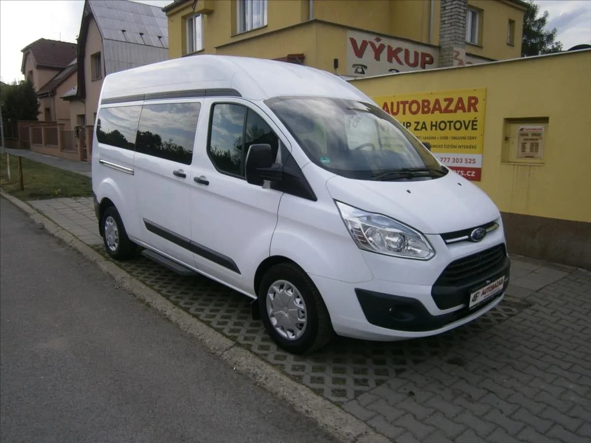 Ford Transit Custom 2,2 TDCI L2H2 KLIMA 9 MÍST, 2015
