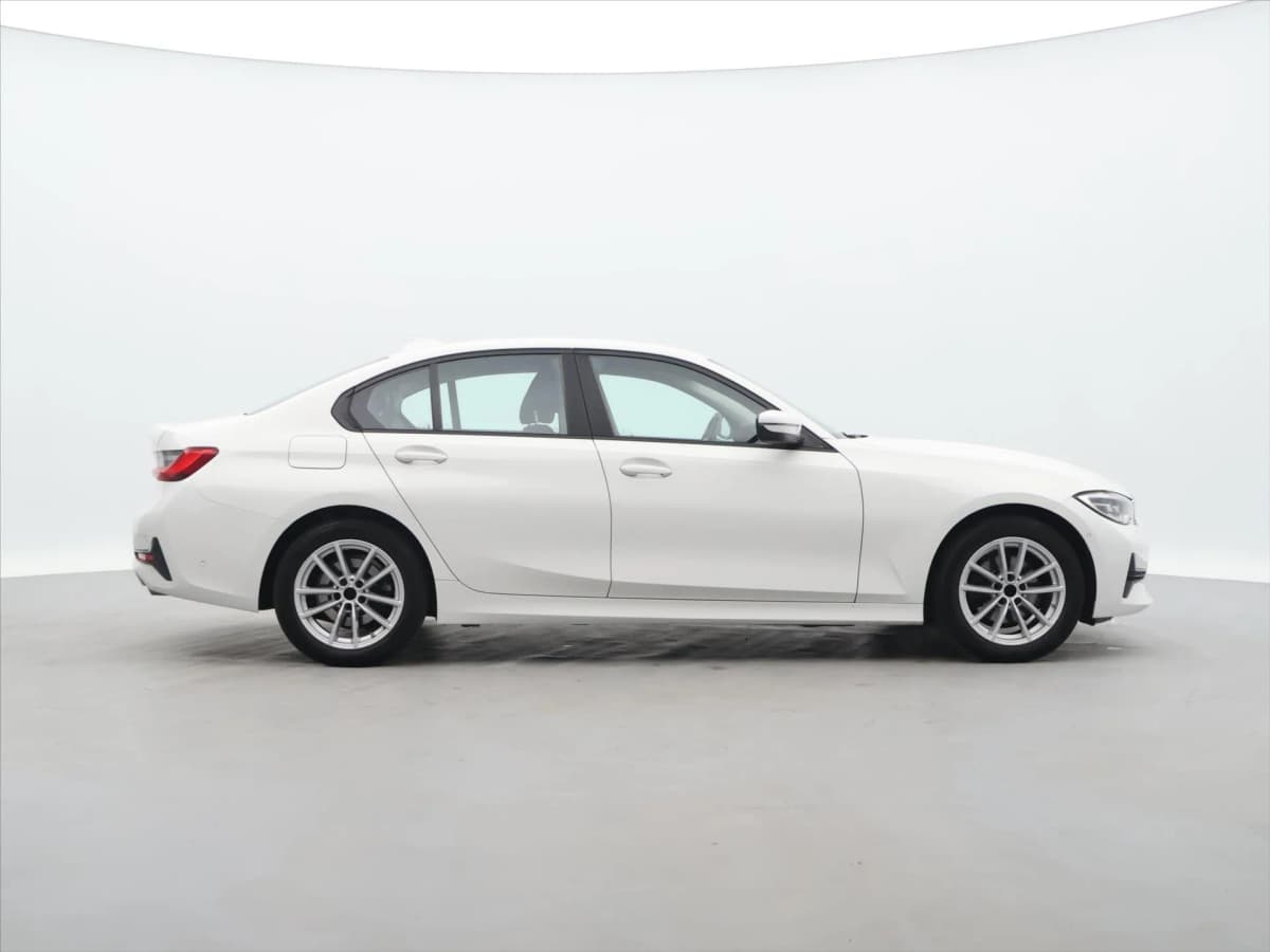 BMW Řada 3 - Obrázek 1