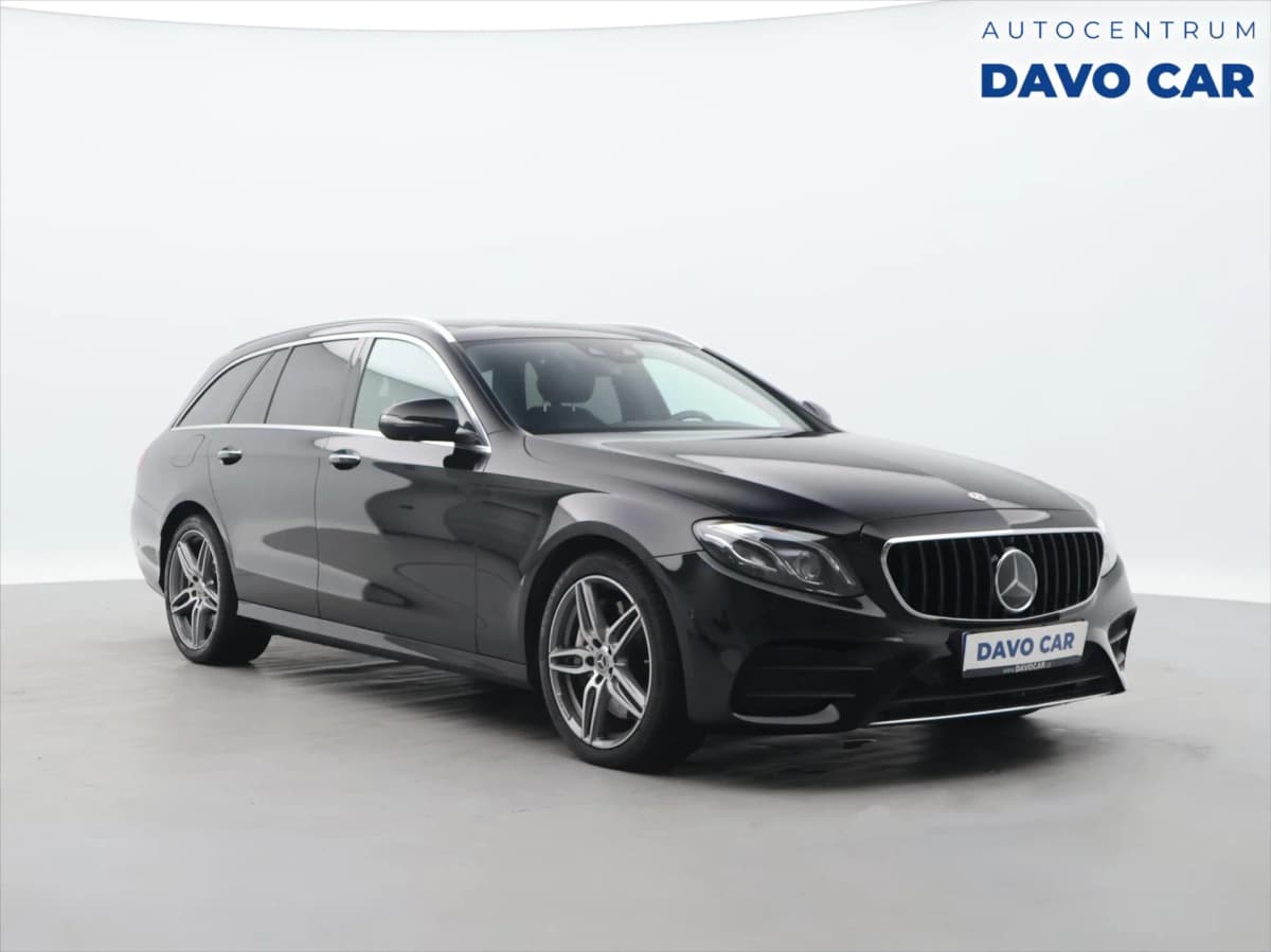 Mercedes-Benz Třídy E - Obrázek 1
