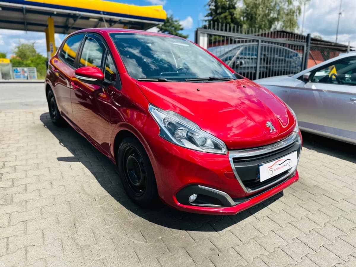 Peugeot 208 1.2i APP, PureTech 100%KM, 2018