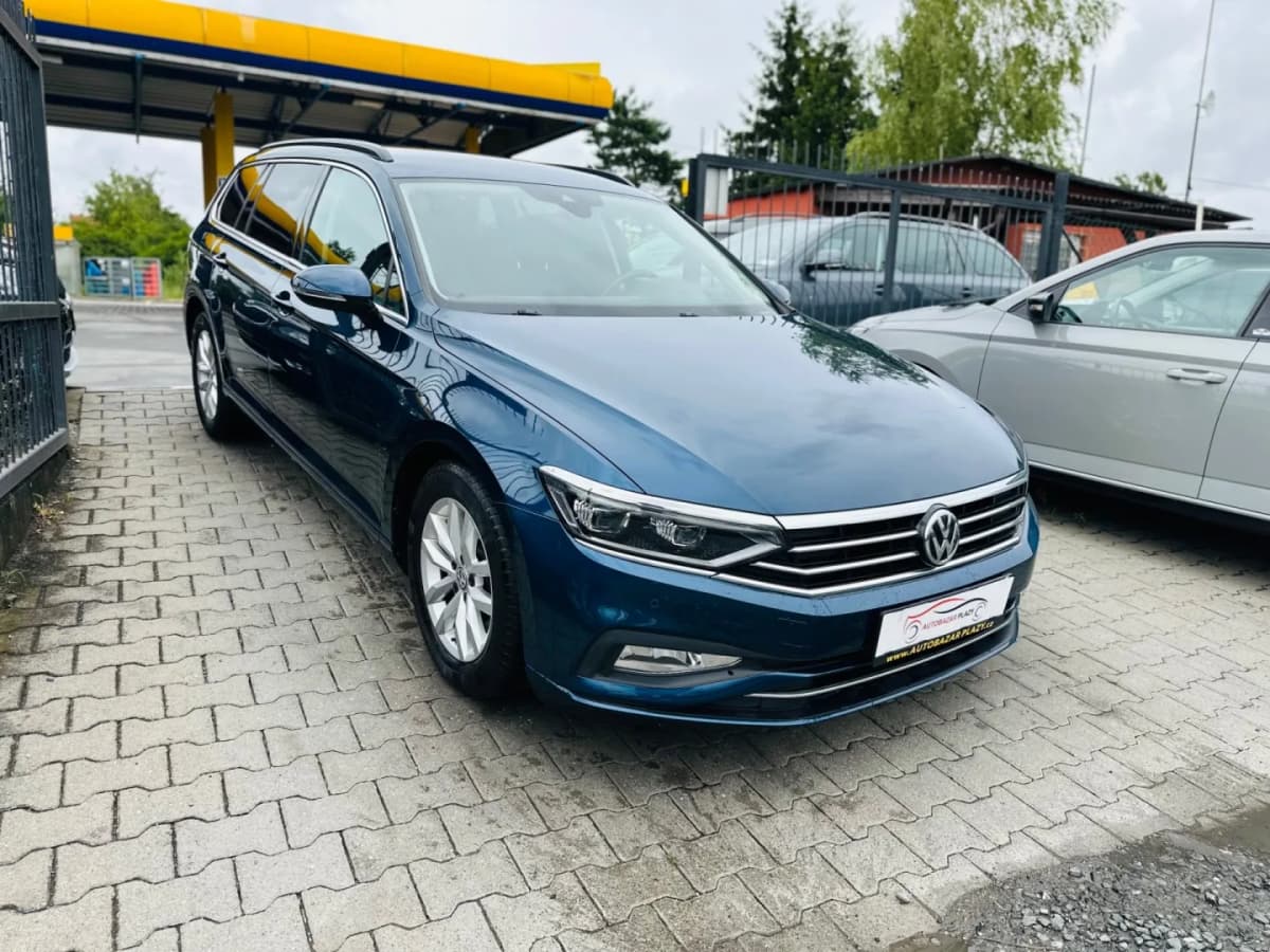 Volkswagen Passat - Obrázek 1
