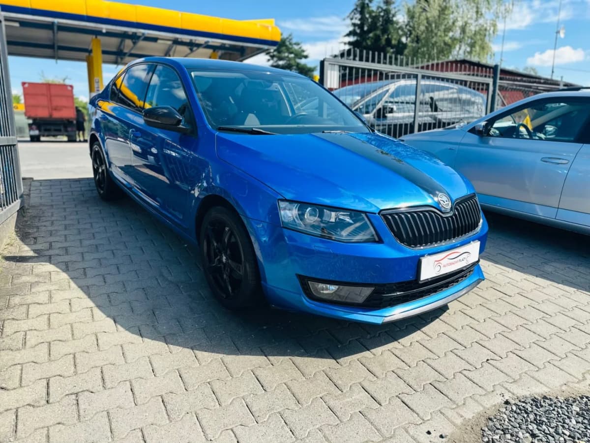 Škoda Octavia 1.6TDi VYHŘ. SKLA,100%KM, 2014