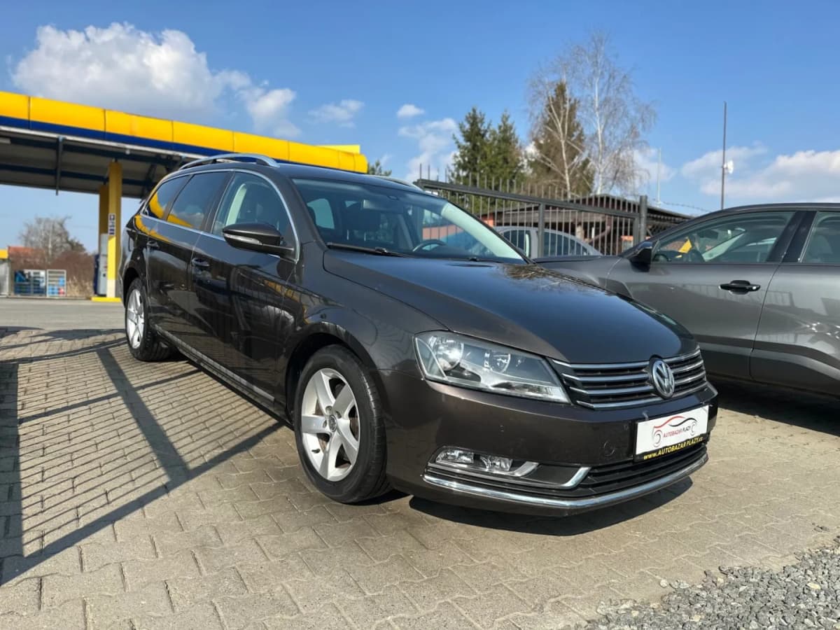 Volkswagen Passat - Obrázek 1