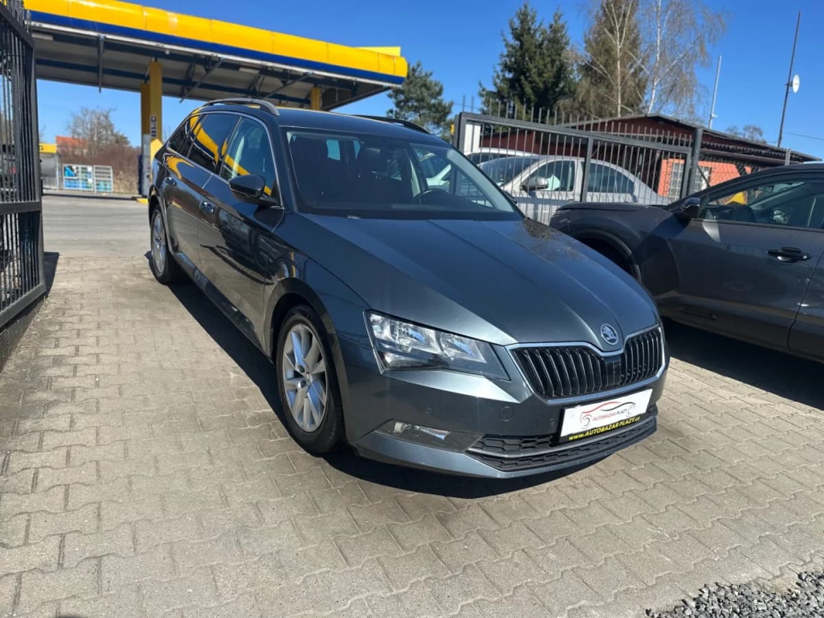 Škoda Superb - Obrázek 1