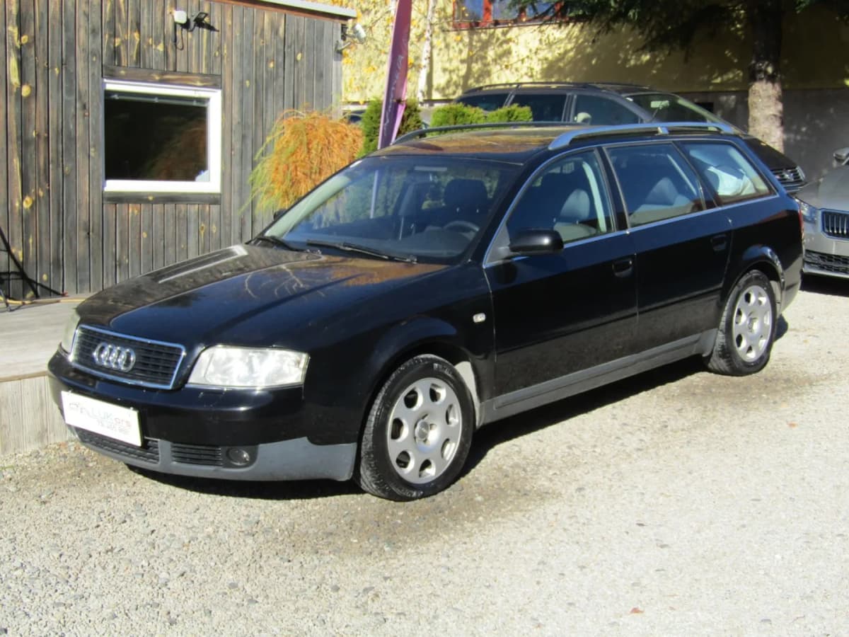 Audi A6 1.9 TDI 96kW 2 SADY PNEU, 2003