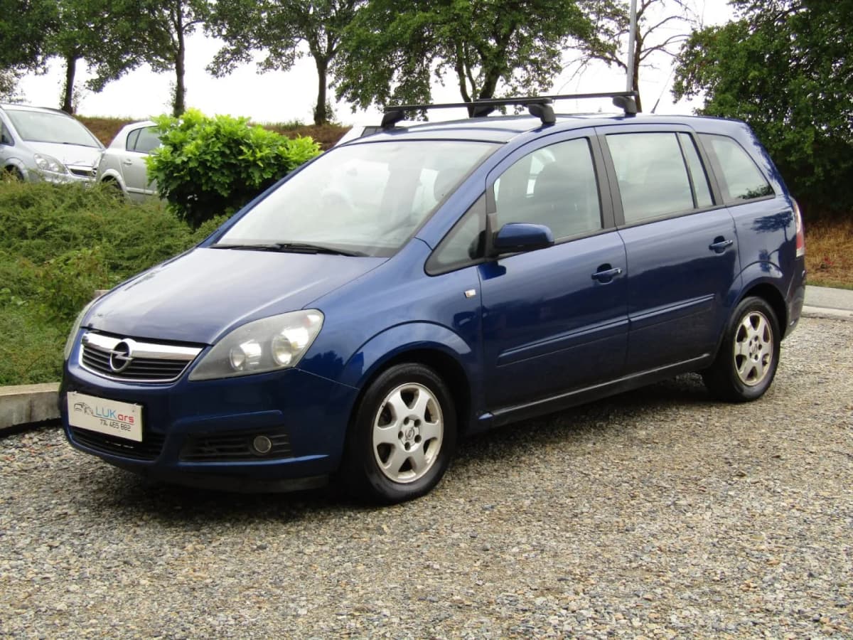 Opel Zafira 1.6 16V 7 MÍST, 2005