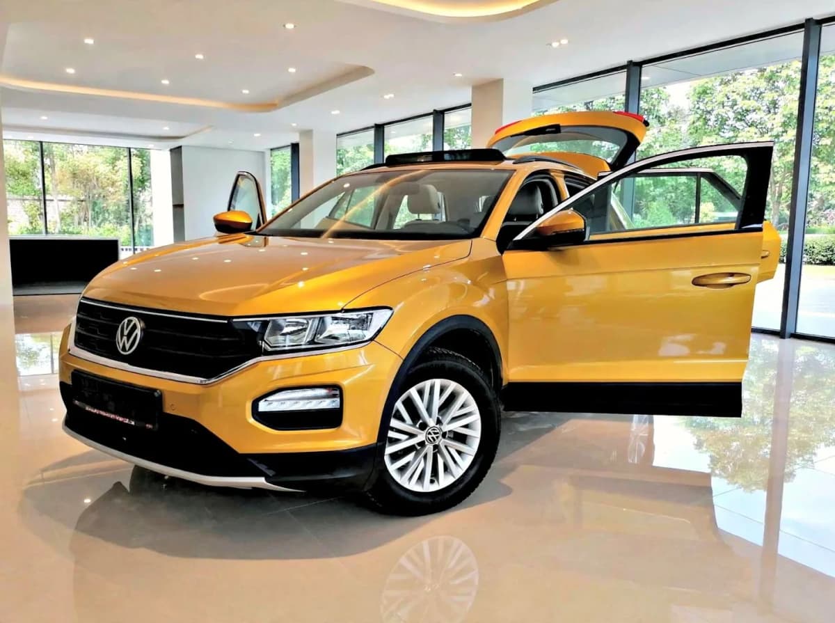 Volkswagen T-Roc 1.5 TSi DSG 110kW Pano,Kůže, 2021
