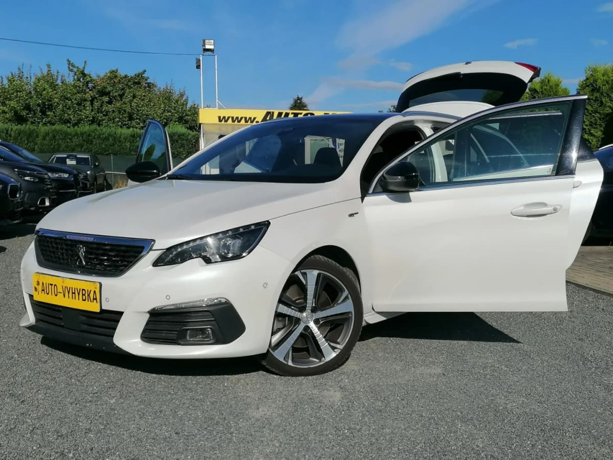Peugeot 308 - Obrázek 1