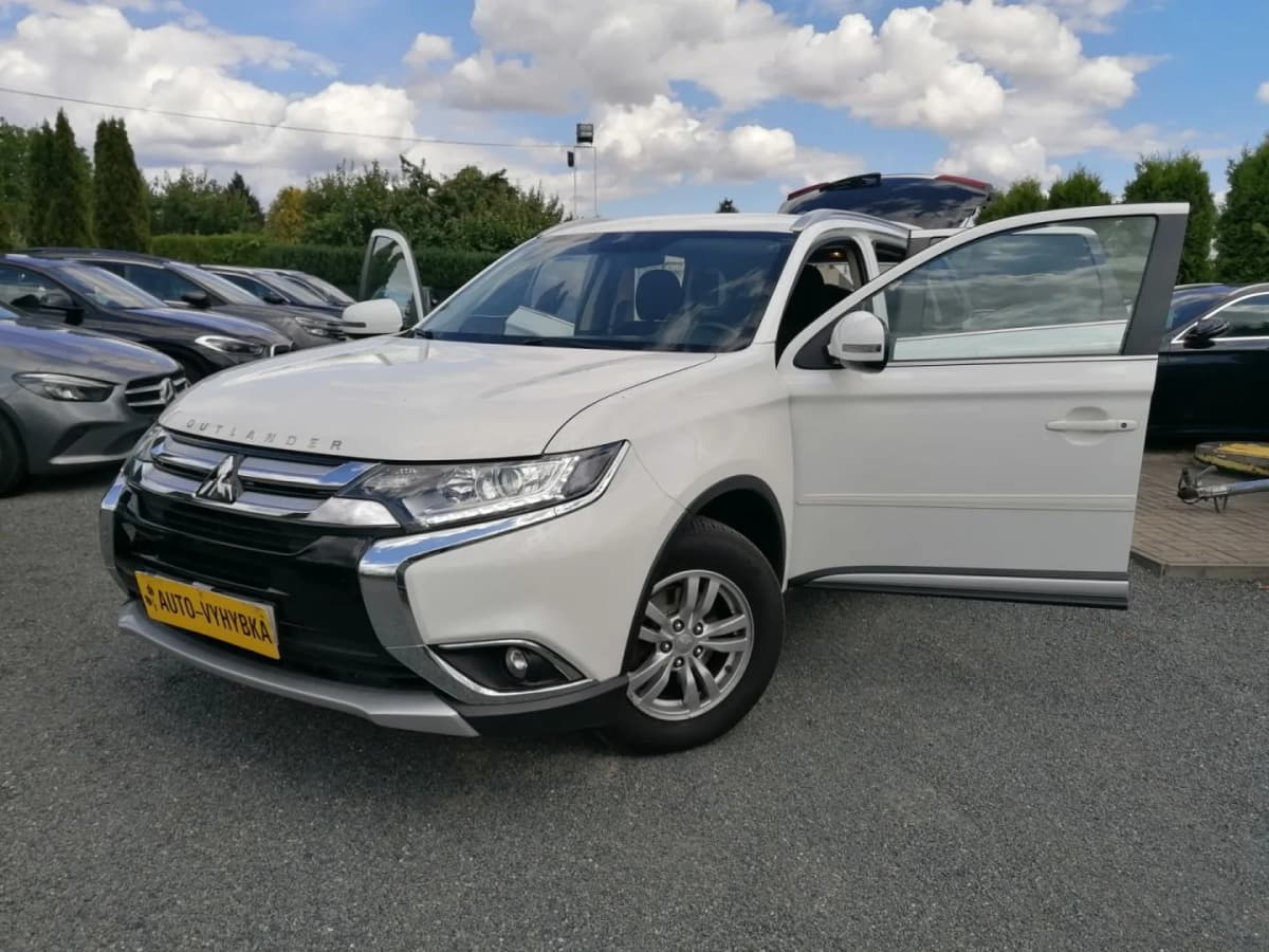 Mitsubishi Outlander - Obrázek 1