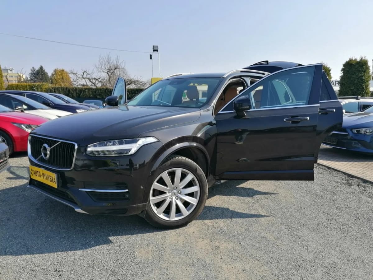 Volvo XC90 - Obrázek 1